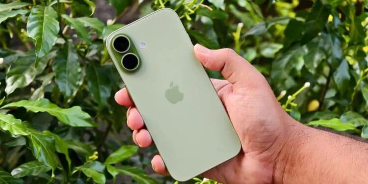 Apple Appears to Be Borrowing Android’s Playbook for a New Anti-Theft iPhone Feature Apple